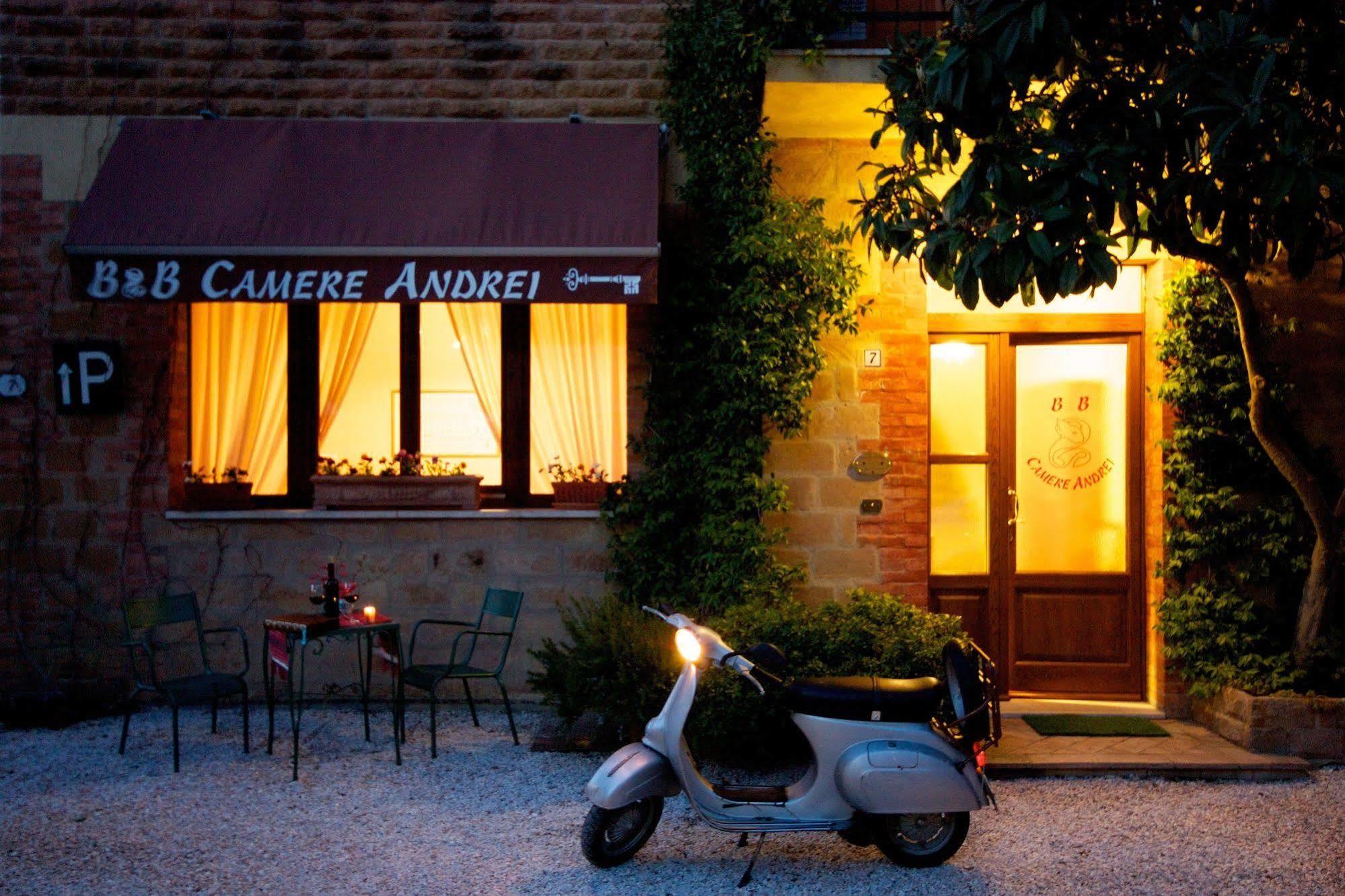 Camere Andrei Pienza Kültér fotó