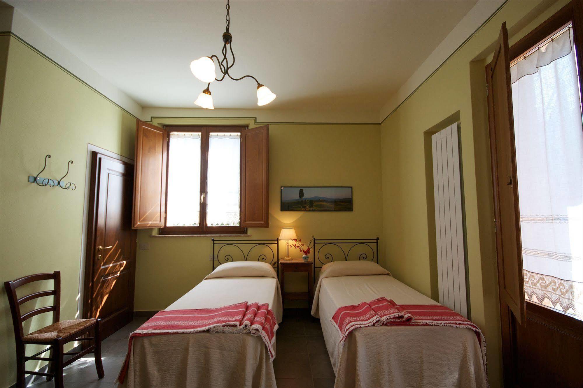 Camere Andrei Pienza Kültér fotó